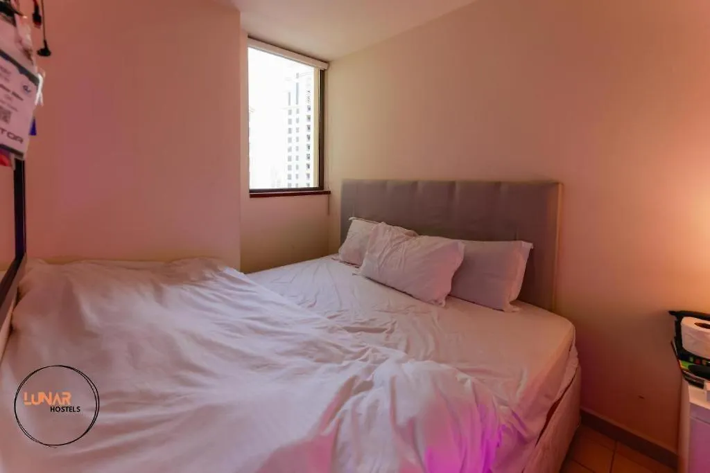 Lunar Beach View Hostel Dubai