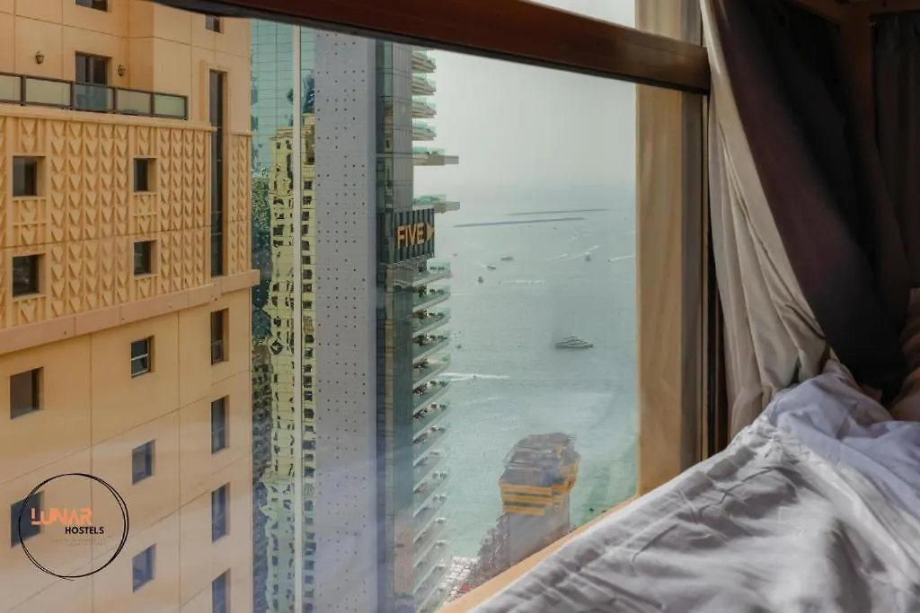 Lunar Beach View Hostel Dubai